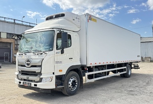 HINO 700 (МРМ 18т) ИЗОТЕРМИЧЕСКИЙ ФУРГОН 9,2м С/П 60/80